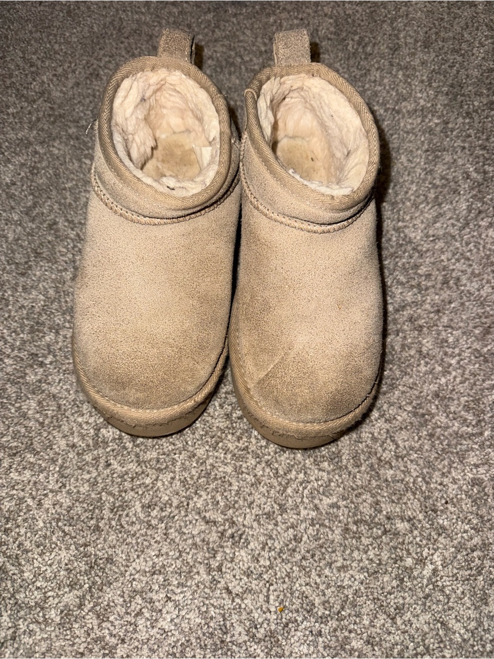 UGG Kids Tan Shearling-Lined Pull-On Boots